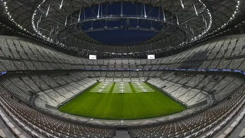 詹姆斯女儿温馨倡议：用微笑拥抱，妈妈温柔相伴